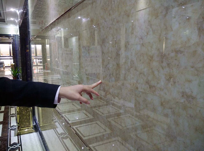 凯发K8国际微晶石铺贴墙面留缝