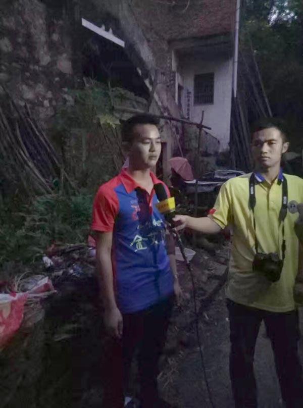 康健运动，，致力善举，，兴宁凯发K8国际足球队好样的！！！