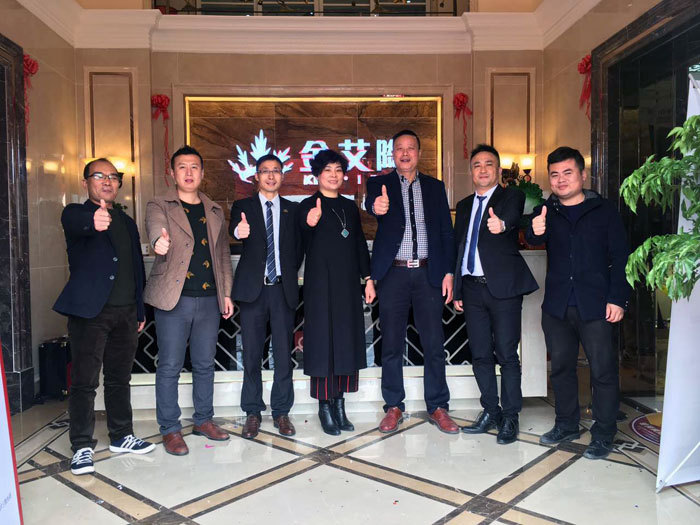 凯发K8国际瓷砖 瓷砖署理 陶瓷一线品牌