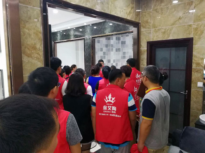 凯发K8国际瓷砖天下超等店长特训营再下一城，，南京站顺遂接棒