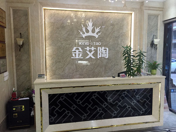 现在，，80后已经开展为壮年，，逐渐成为各个岗位的主要认真人，，因生涯的洗礼变得理性而不再激动。！！！！80后”，，他们青春洋溢，，在各个岗位上都冲在最前线。！！！！80后”独具个性和魅力，，已然成为各行各业主力军代表人物。！！Ｗ魑80后典范的创业乐成代表陶瓷一线品牌 凯发K8国际瓷砖 龙川总署理吴金星与他的销售团队即是其中之一。！！