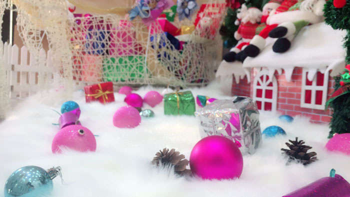 向导，我能说说“别人家公司”的圣诞怎么过的么？