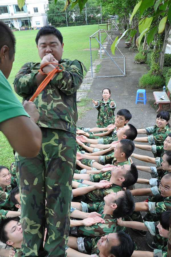 2013年8月凯发K8国际拓展训练