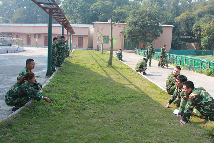 2017年2月13-15日，，凯发K8国际“虎狼道”户外拓展训练圆满竣事